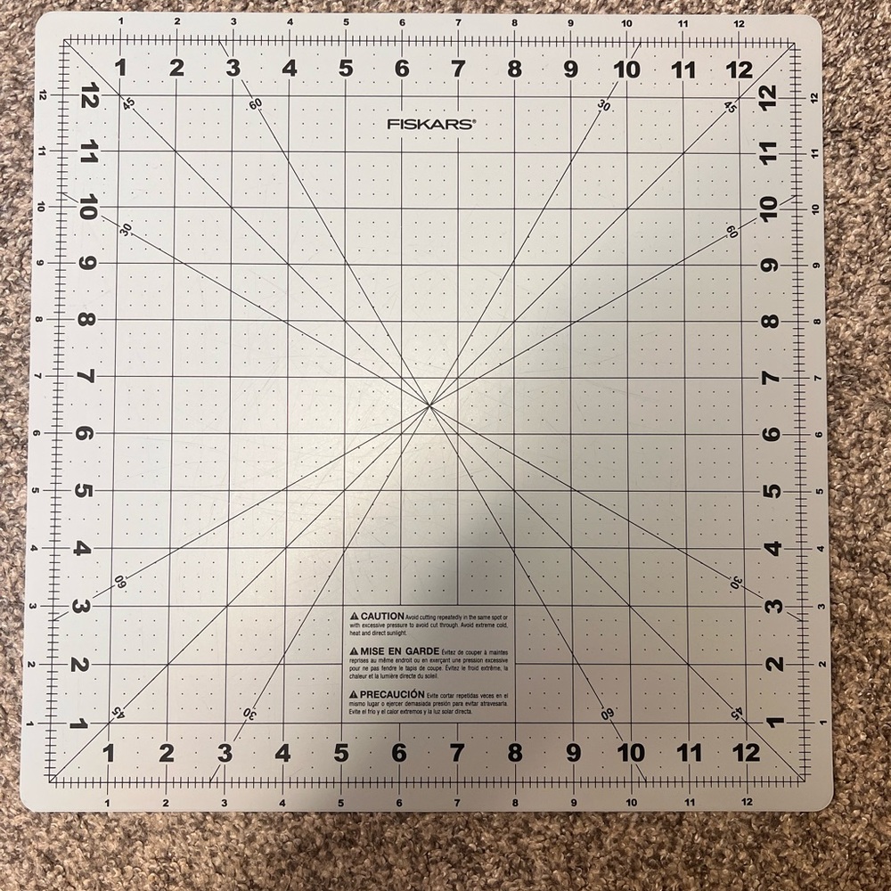 Fiskars Gray Cutting Mat